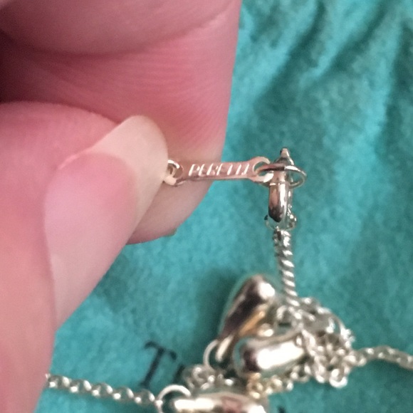 Tiffany & Co Elsa Peretti discontinued 5 teardrop necklace. - Picture 4 of 4